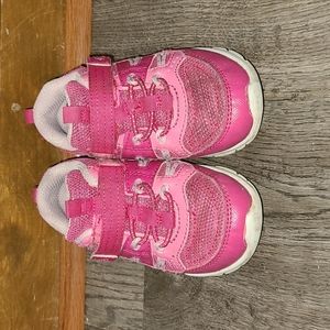 Stride rite gym shoe